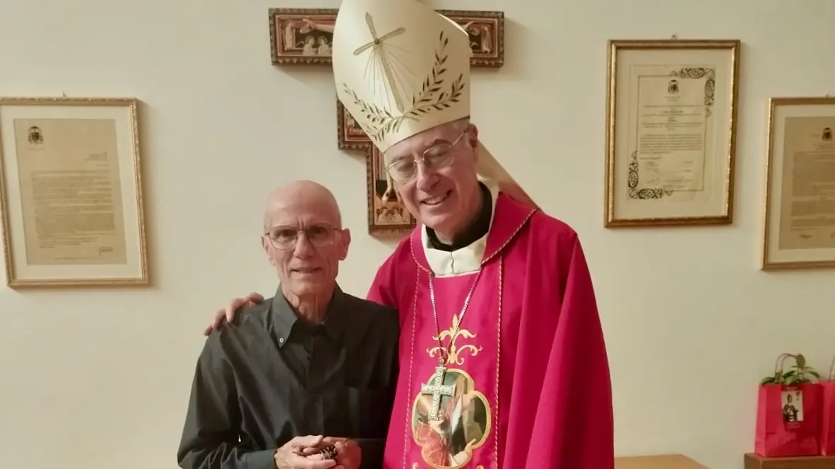 Immagine di Prima visita da Vescovo allo Scoglio per Monsignor Cesare Di Pietro in occasione di Sant’Emidio