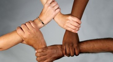 Accogliere, Promuovere, Proteggere ed Integrare