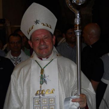 Ai Sacerdoti, ai Diaconi,agli operatori della Curia Diocesana!